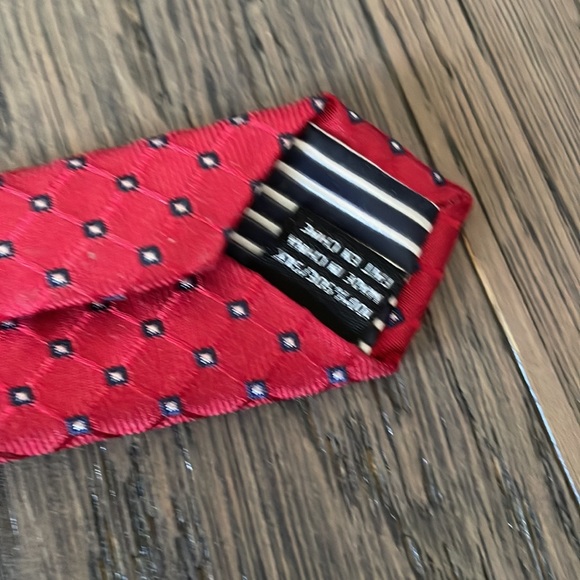 Nautica red tie with blue and white dots - Picture 3 of 5